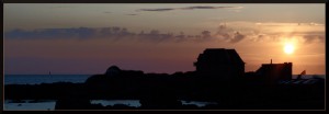Couché de soleil sur la côte sauvage